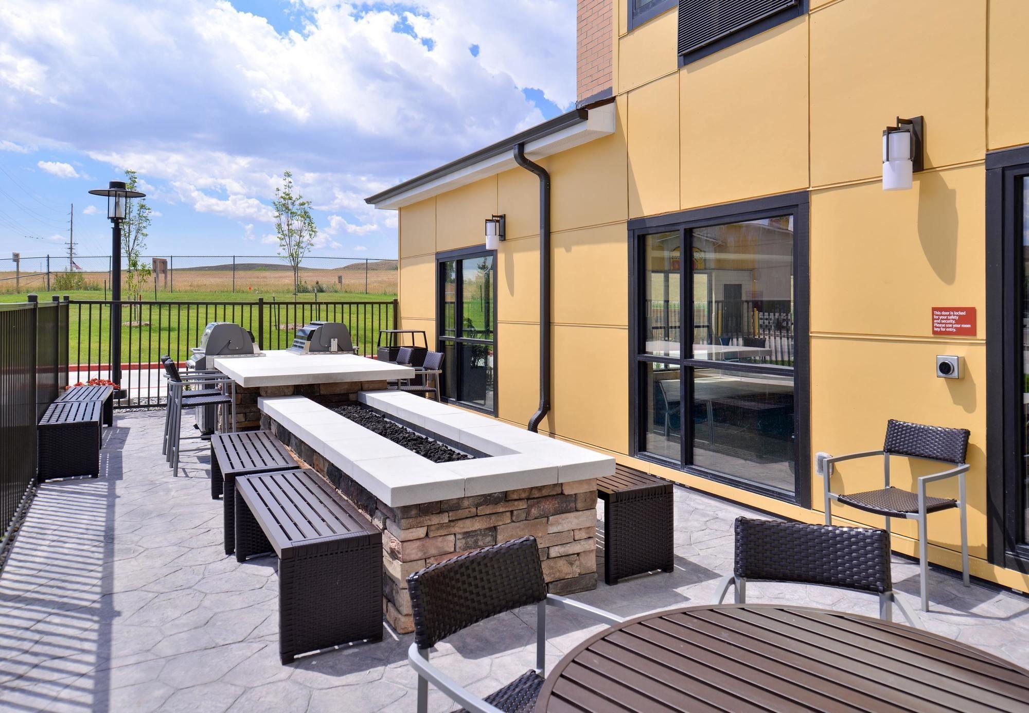 Towneplace Suites By Marriott Gillette Exteriér fotografie