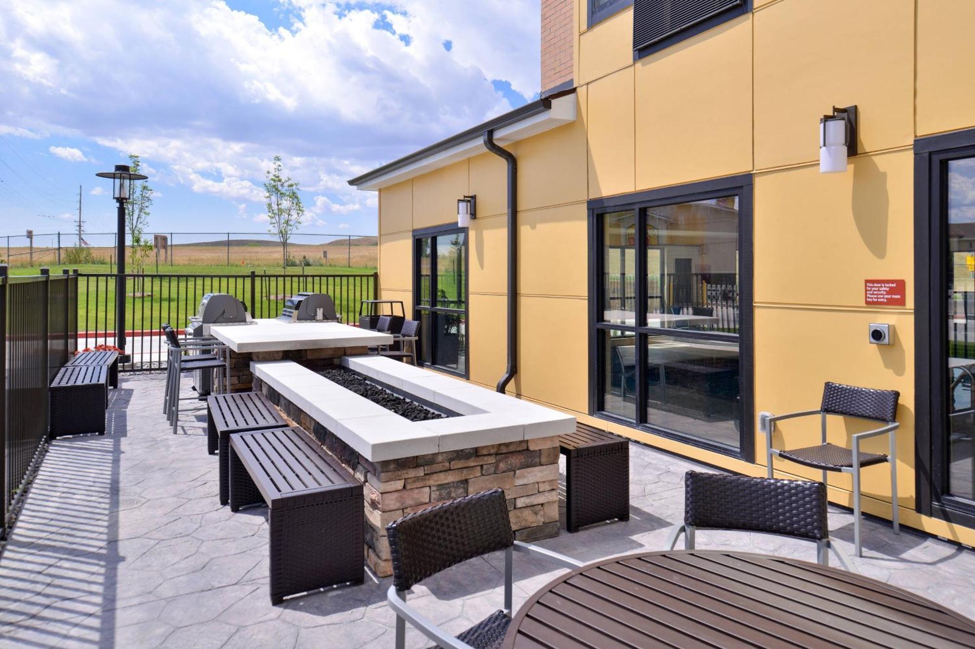 Towneplace Suites By Marriott Gillette Exteriér fotografie
